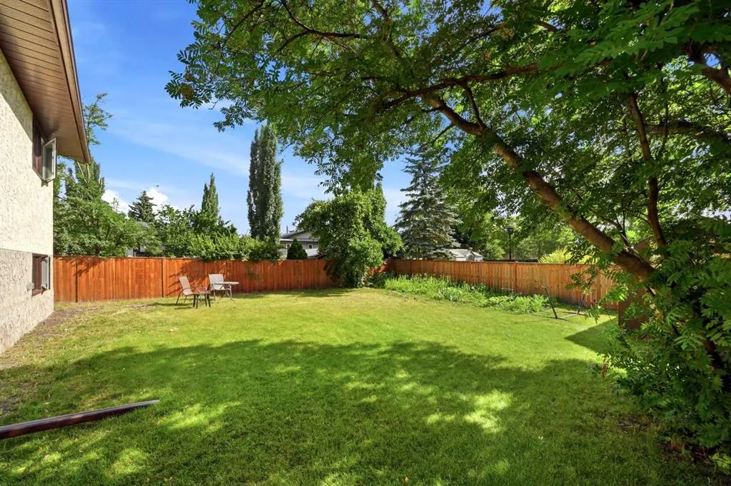 13 Spruce Drive