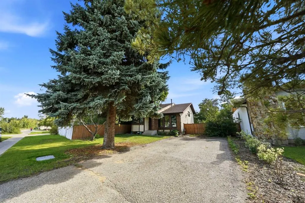 13 Spruce Drive