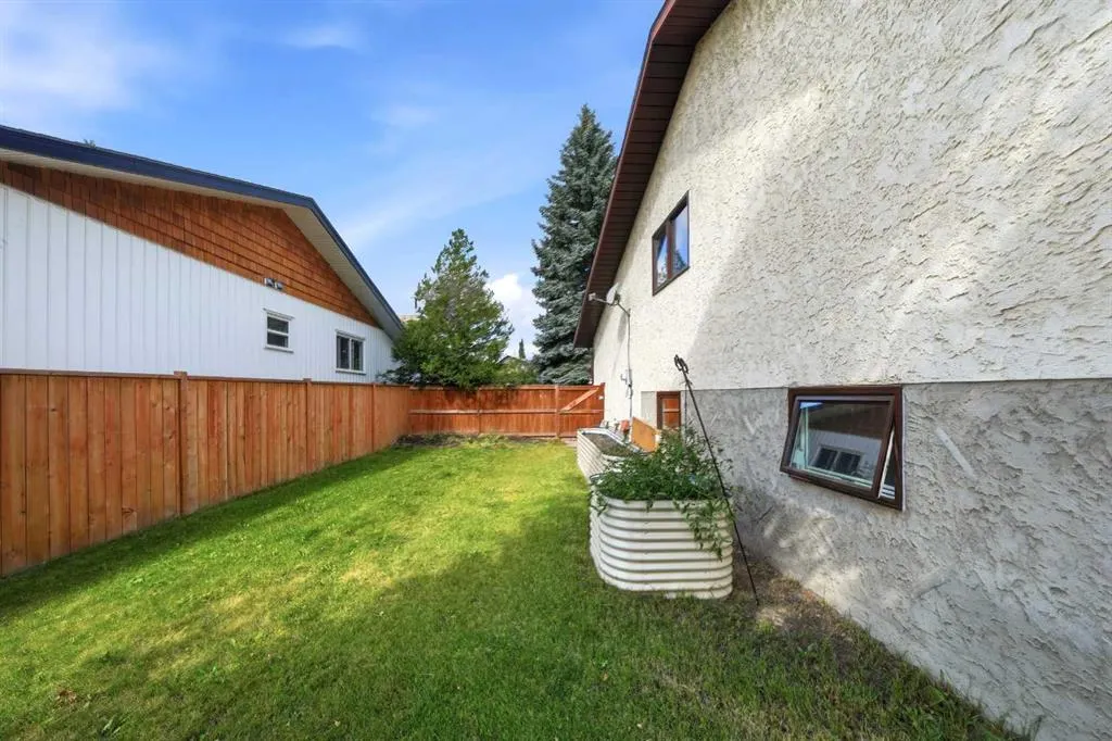 13 Spruce Drive