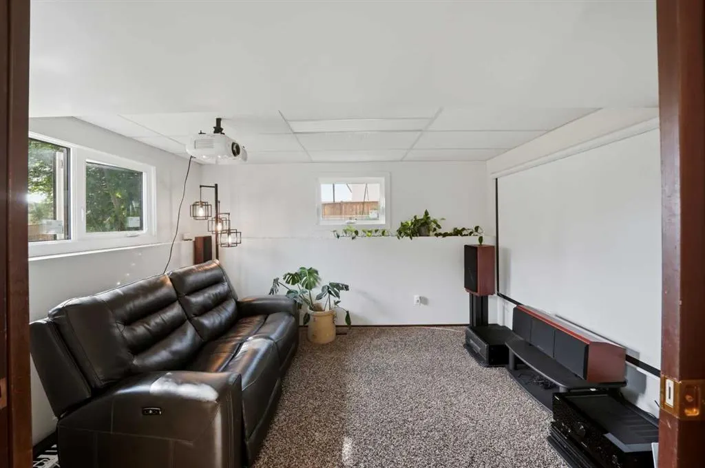 13 Spruce Drive