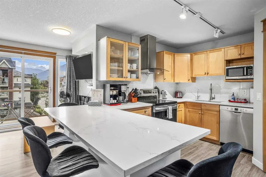 160 Kananaskis Way #401