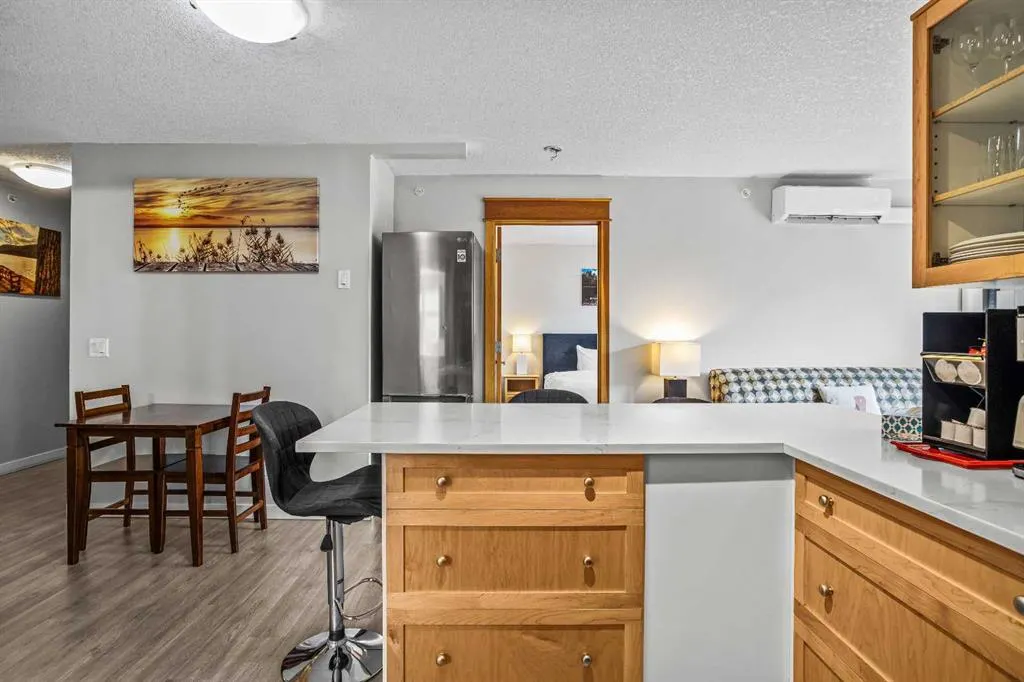 160 Kananaskis Way #401