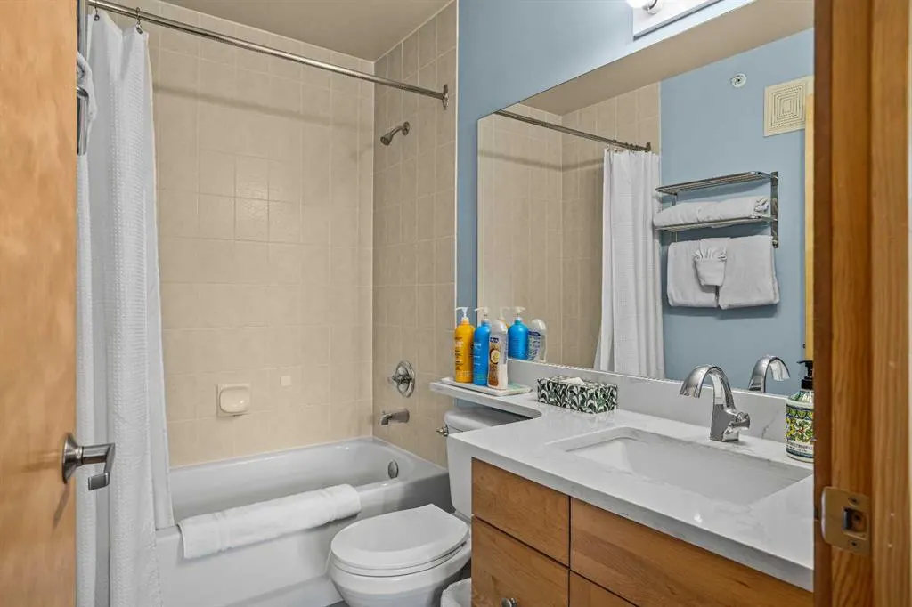 160 Kananaskis Way #401