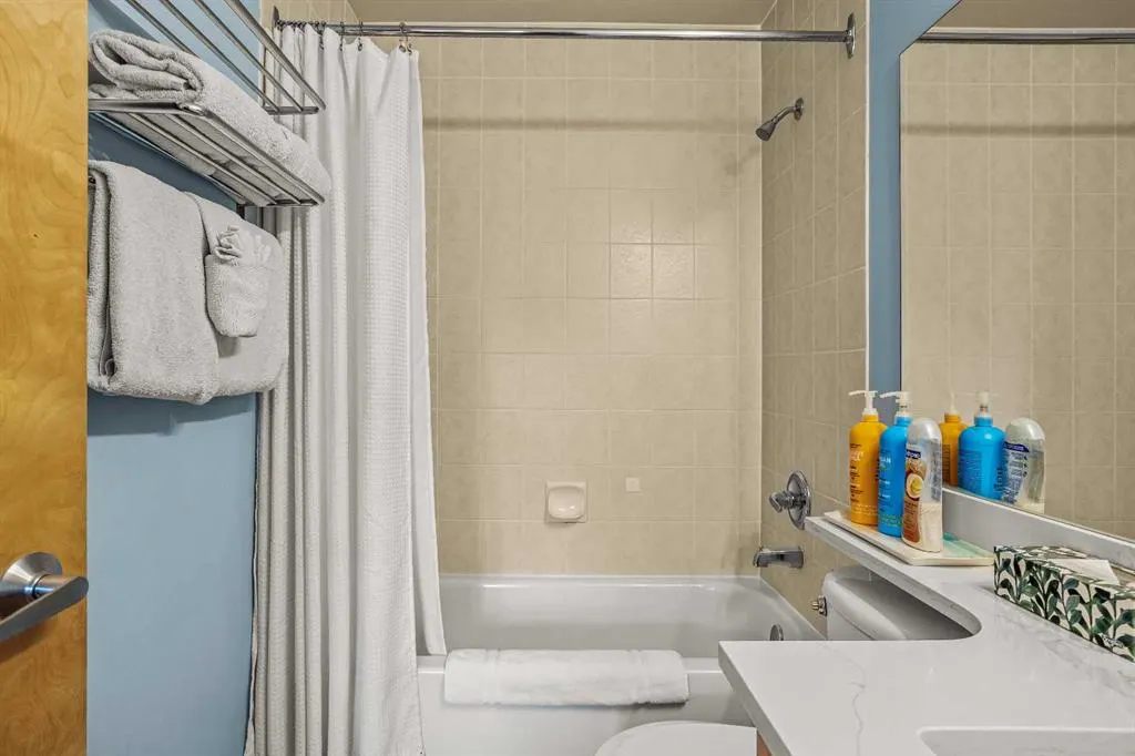 160 Kananaskis Way #401