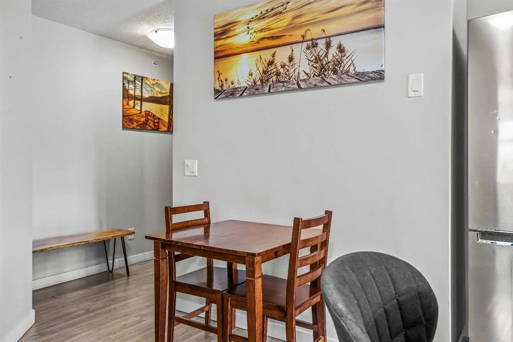 160 Kananaskis Way #401