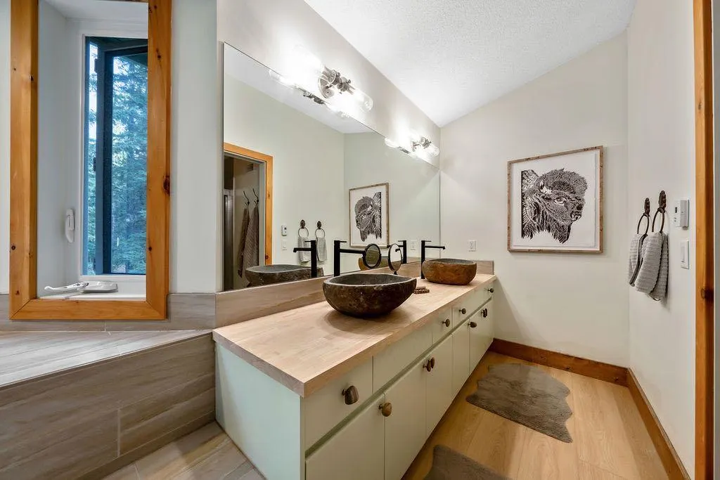 44 Elk Valley Grove