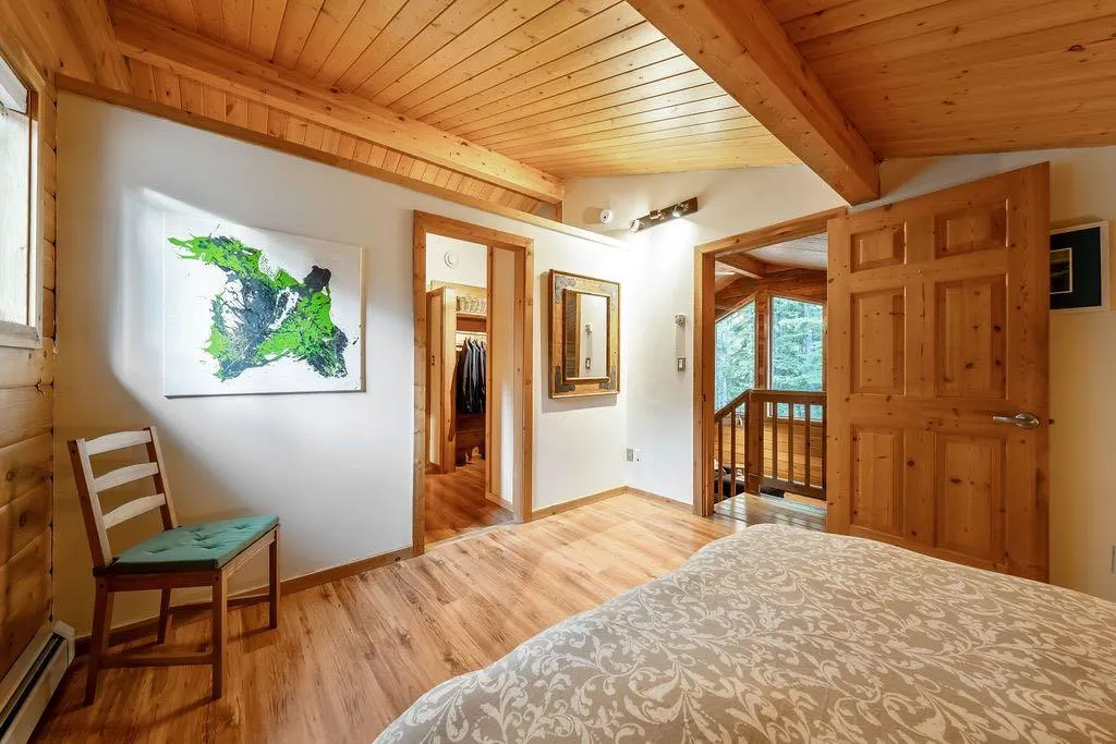 44 Elk Valley Grove