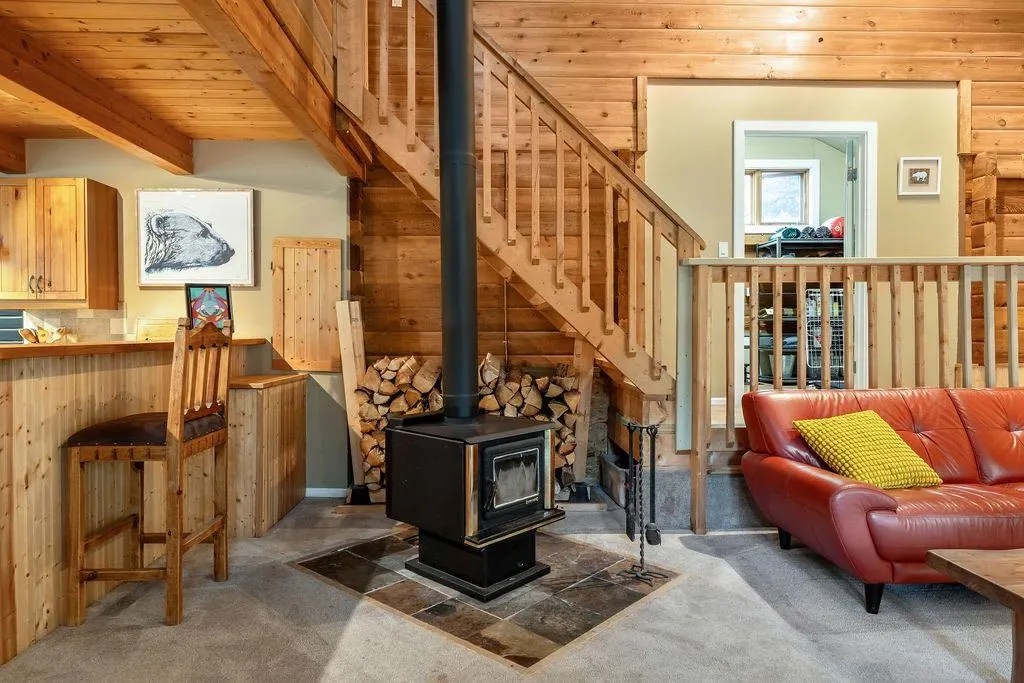 44 Elk Valley Grove