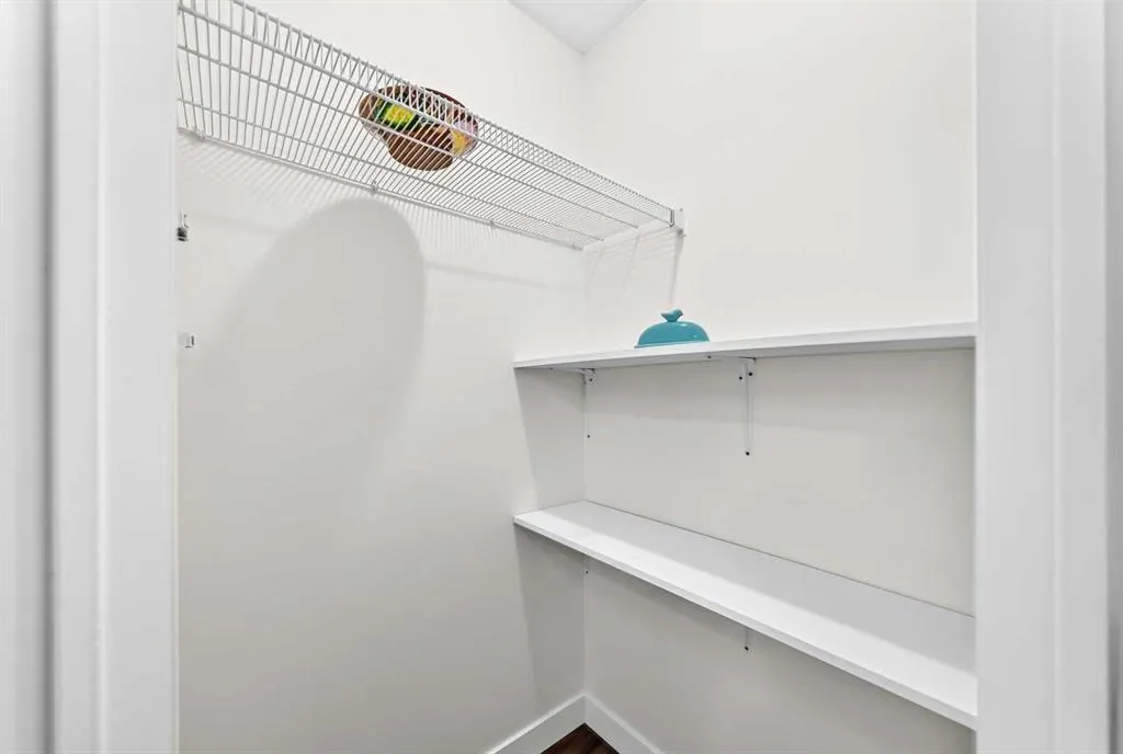 111 Arbour Stone Crescent NW