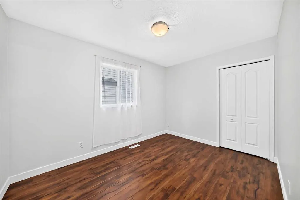 111 Arbour Stone Crescent NW