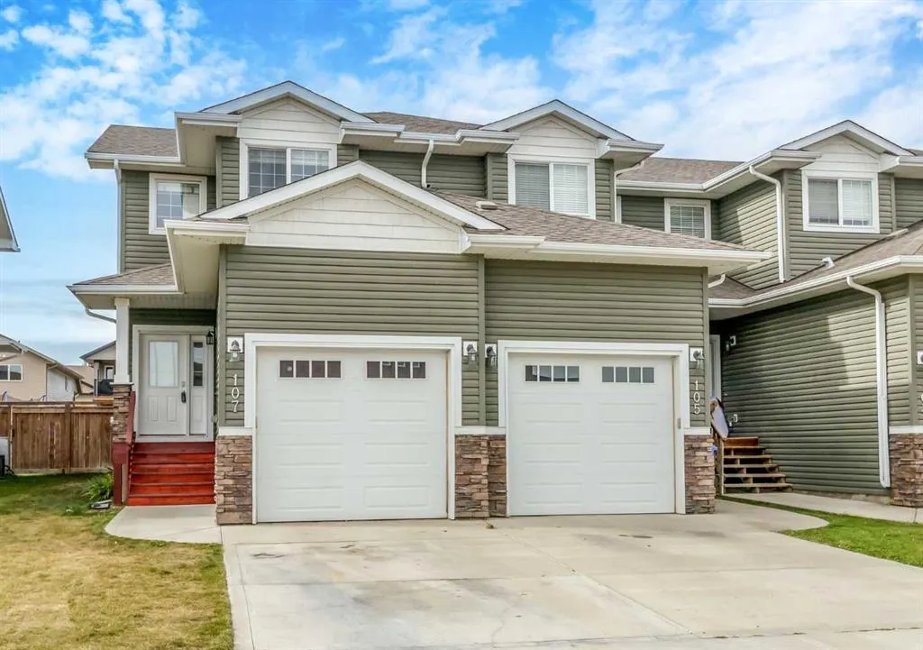 107 Henderson Crescent
