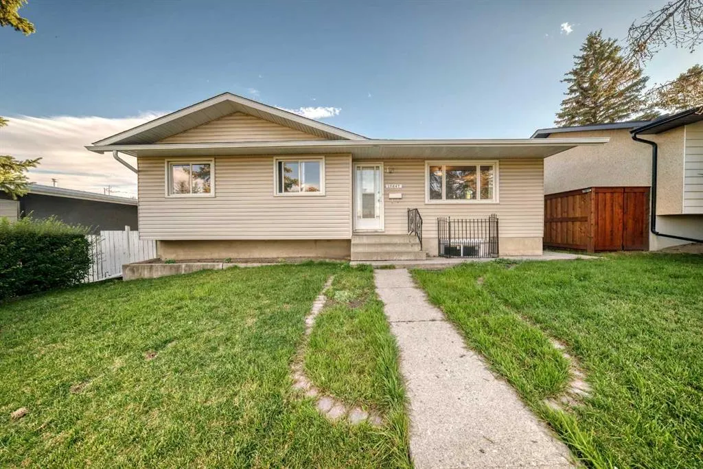 10647 Shillington Crescent SW