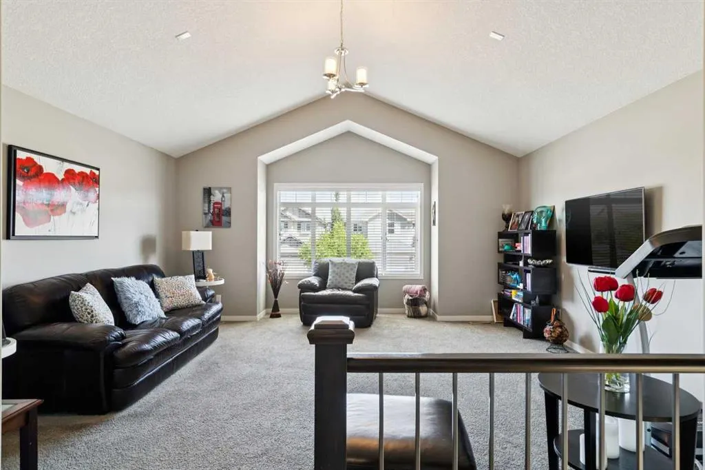 768 New Brighton Drive SE