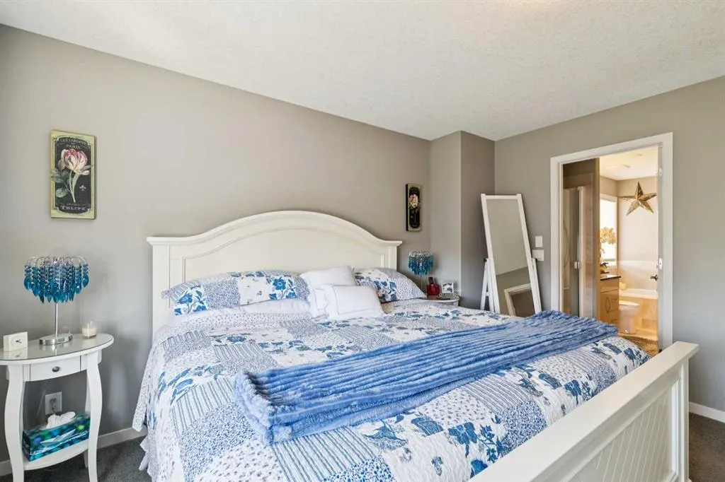 768 New Brighton Drive SE