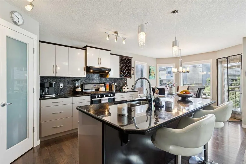 768 New Brighton Drive SE