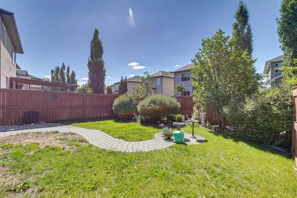 768 New Brighton Drive SE
