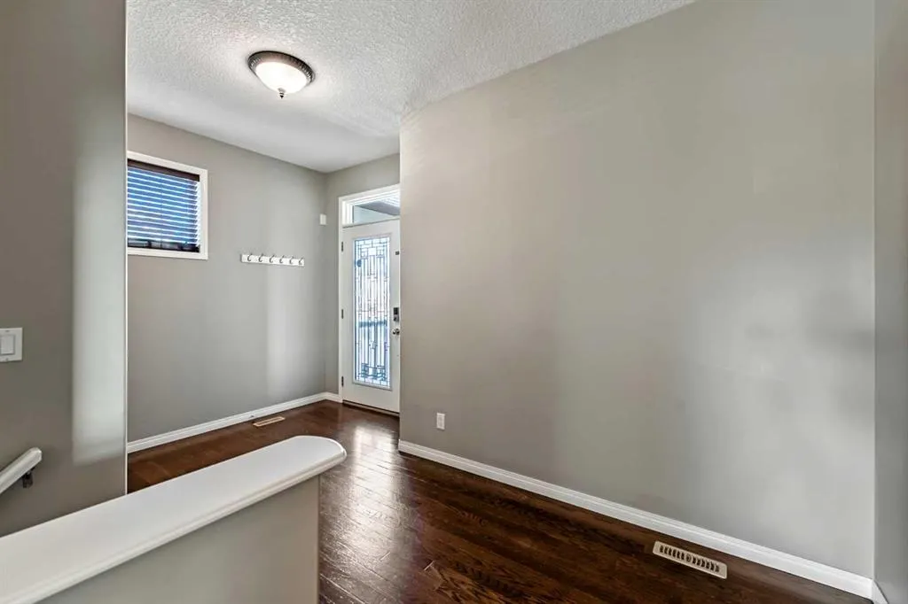 29 Mahogany View SE