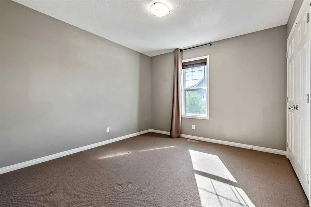 29 Mahogany View SE
