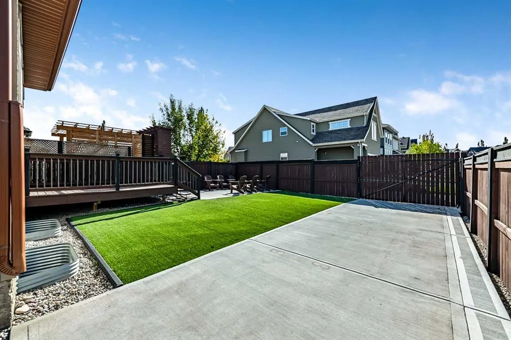 29 Mahogany View SE