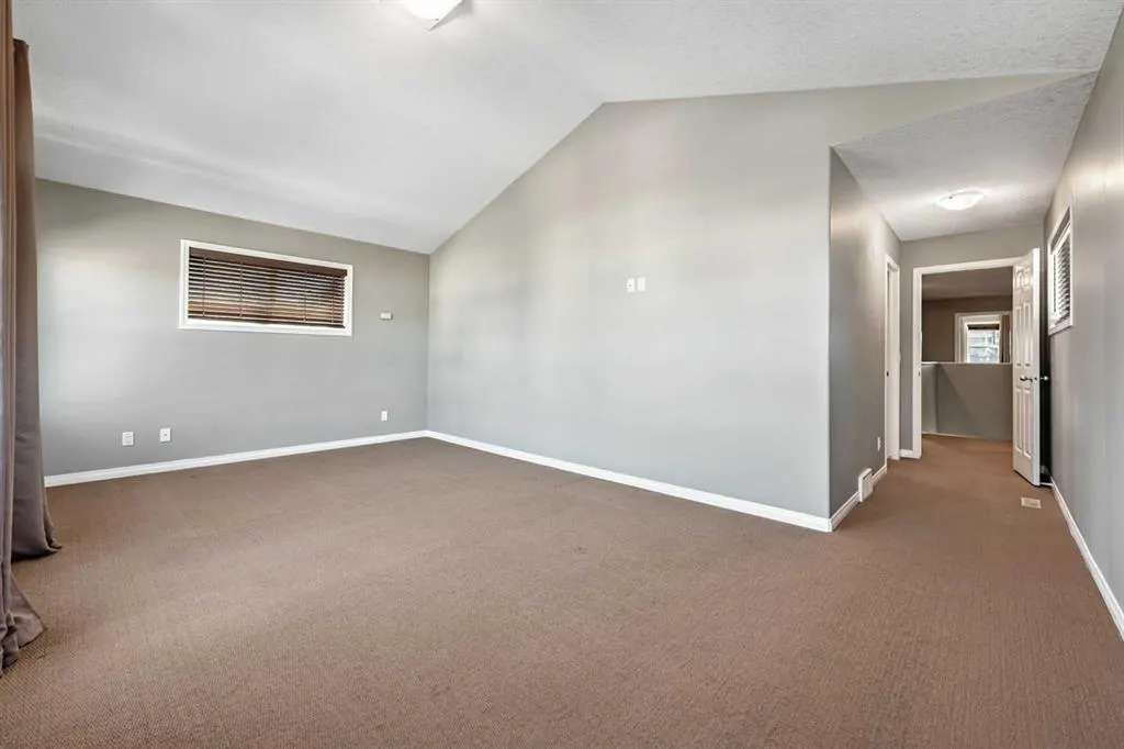 29 Mahogany View SE
