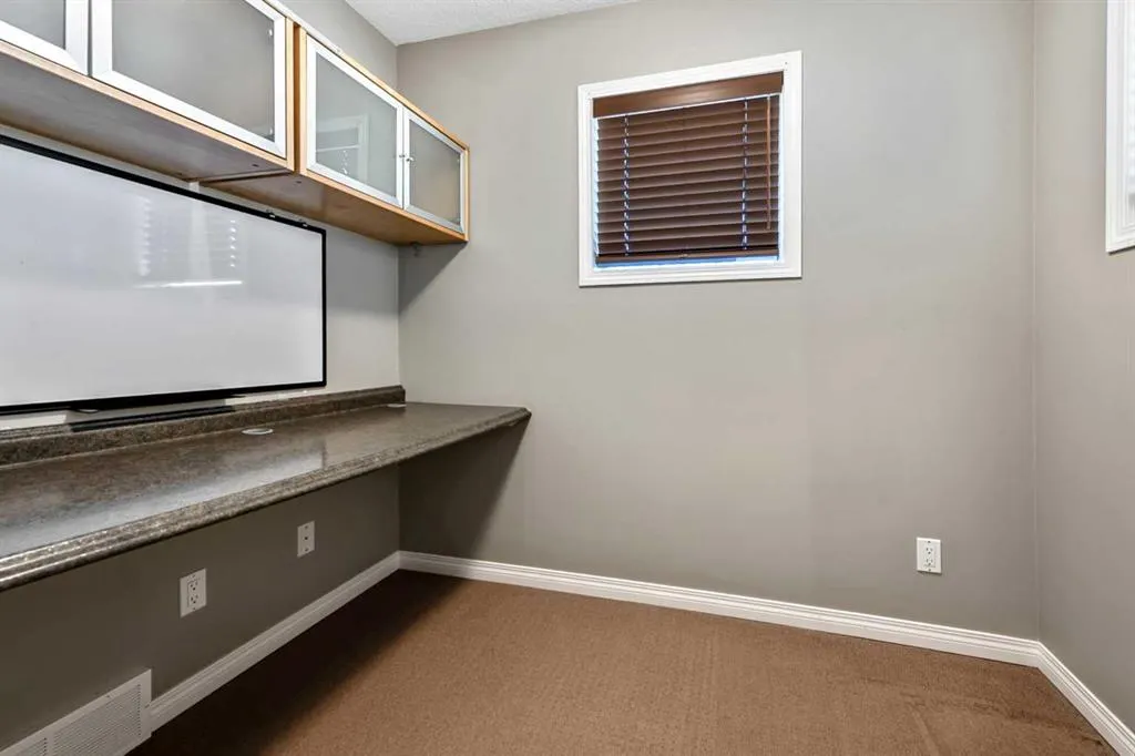 29 Mahogany View SE