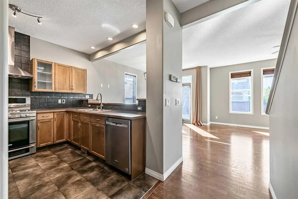 29 Mahogany View SE