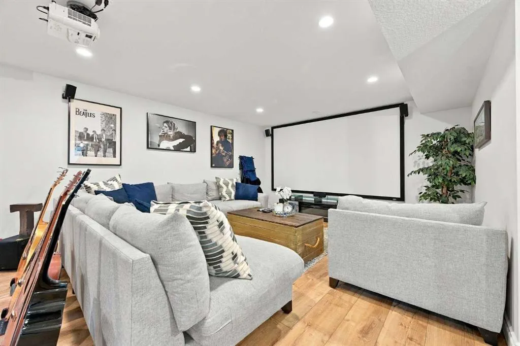 128 Seagreen Way
