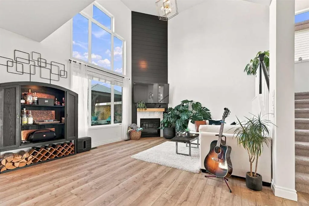 128 Seagreen Way