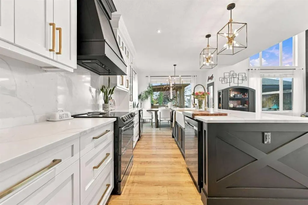 128 Seagreen Way