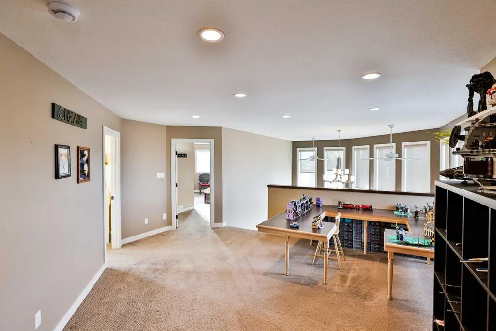 555 Devonia Road W