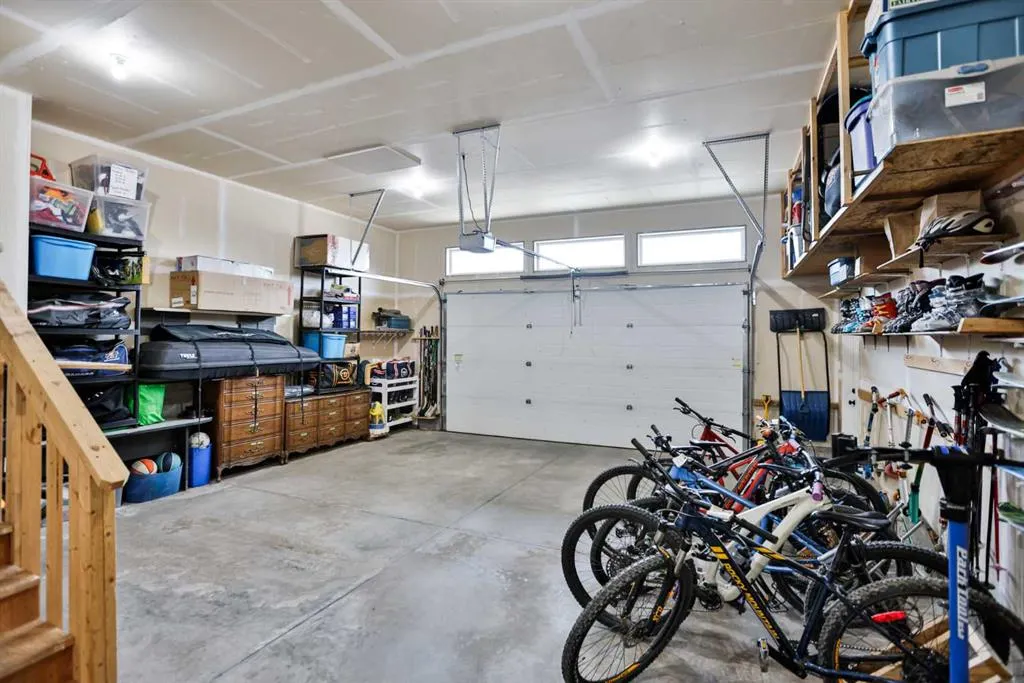 555 Devonia Road W