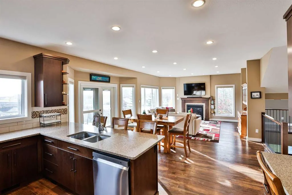 555 Devonia Road W