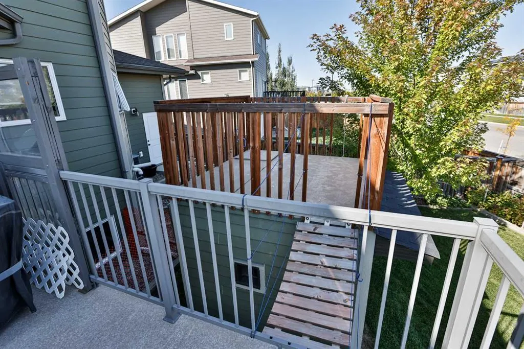 555 Devonia Road W