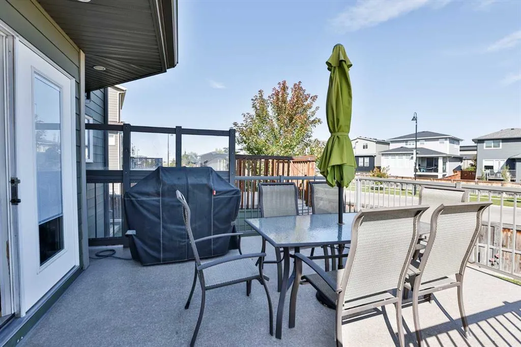 555 Devonia Road W