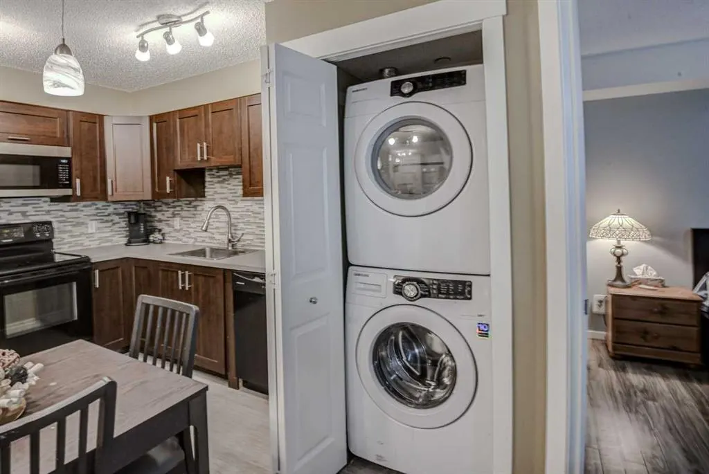 279 Copperpond Common SE #2108