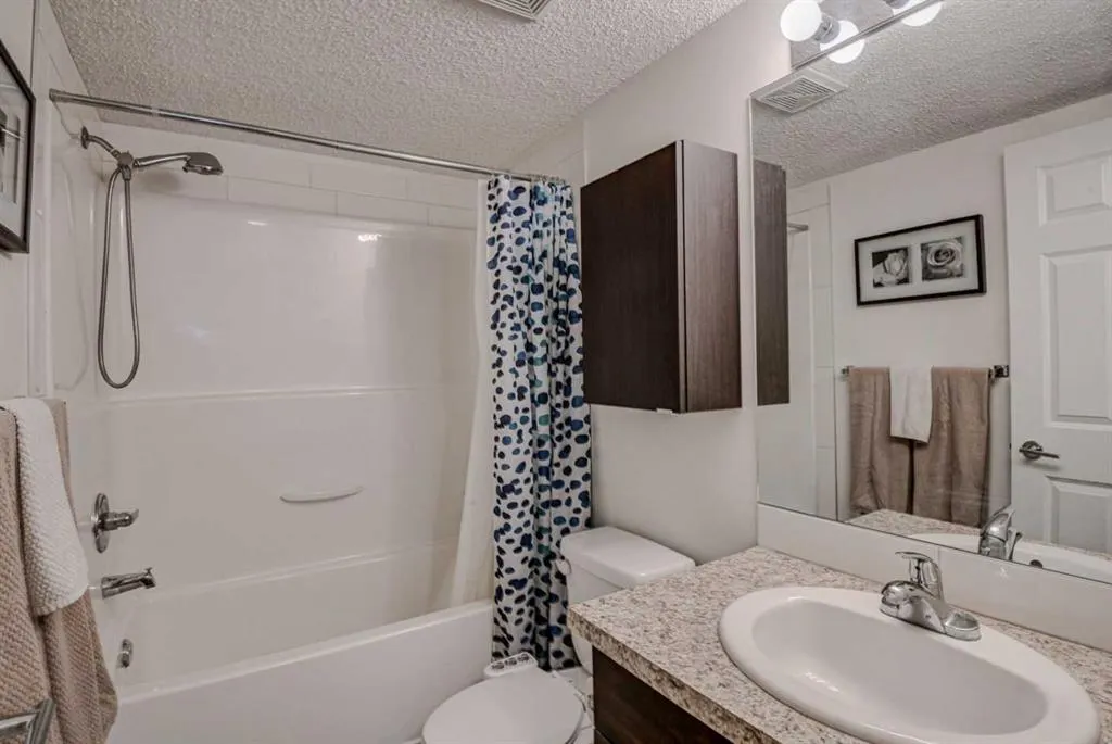 279 Copperpond Common SE #2108