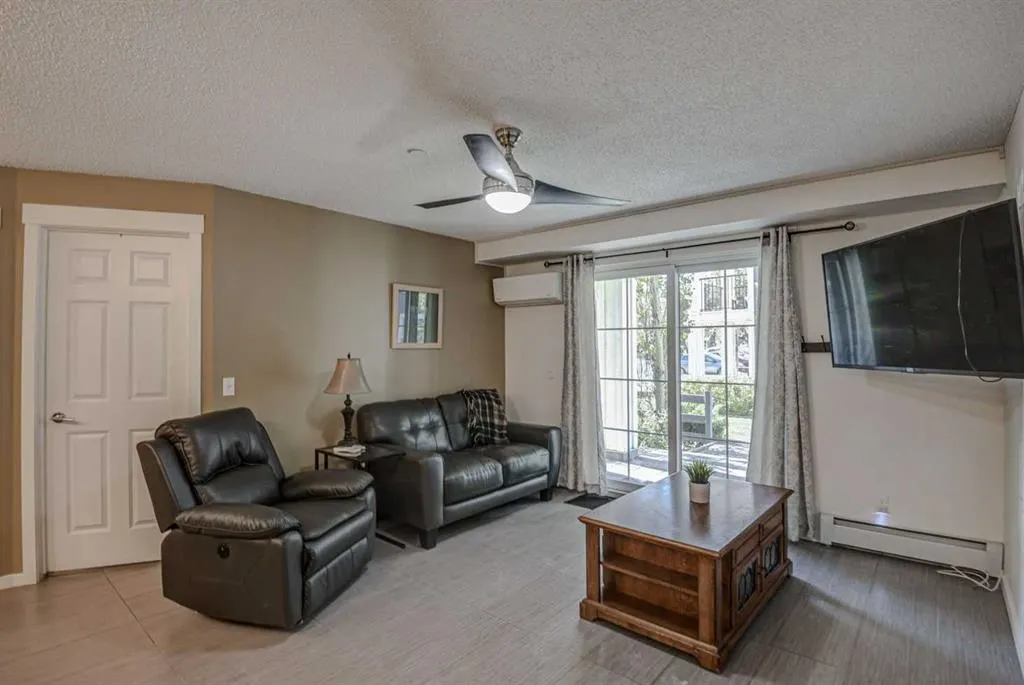279 Copperpond Common SE #2108