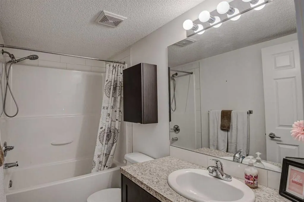 279 Copperpond Common SE #2108