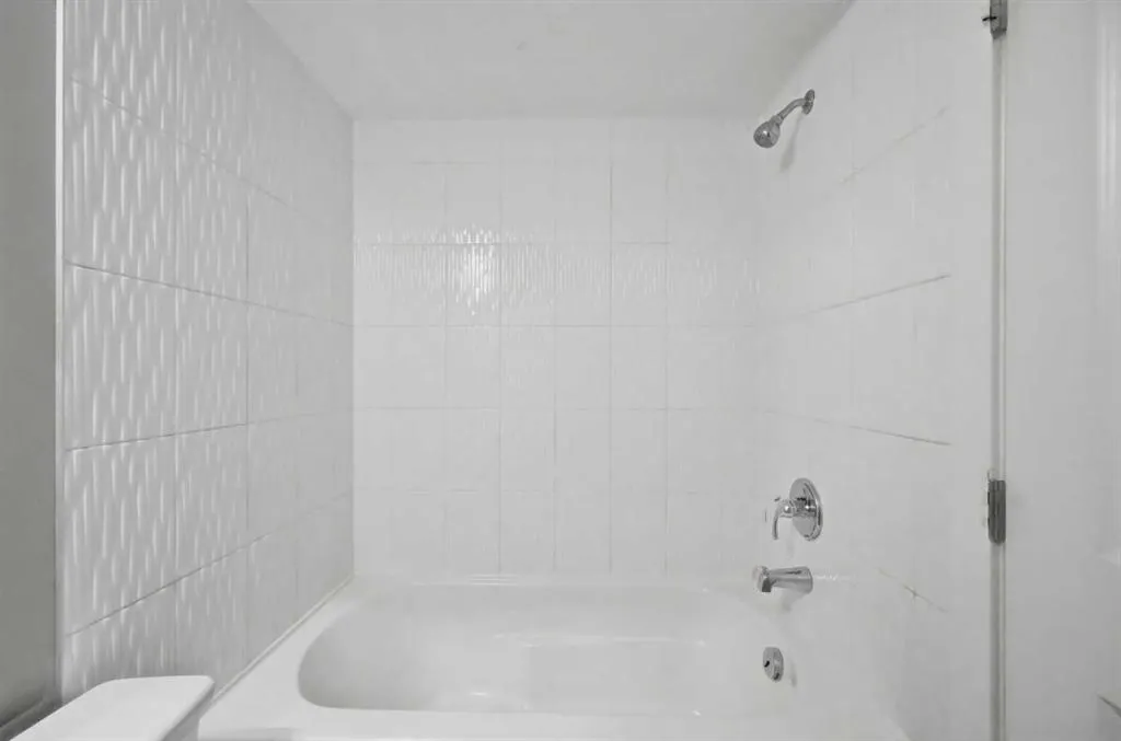 10 Kincora Glen Park NW #504