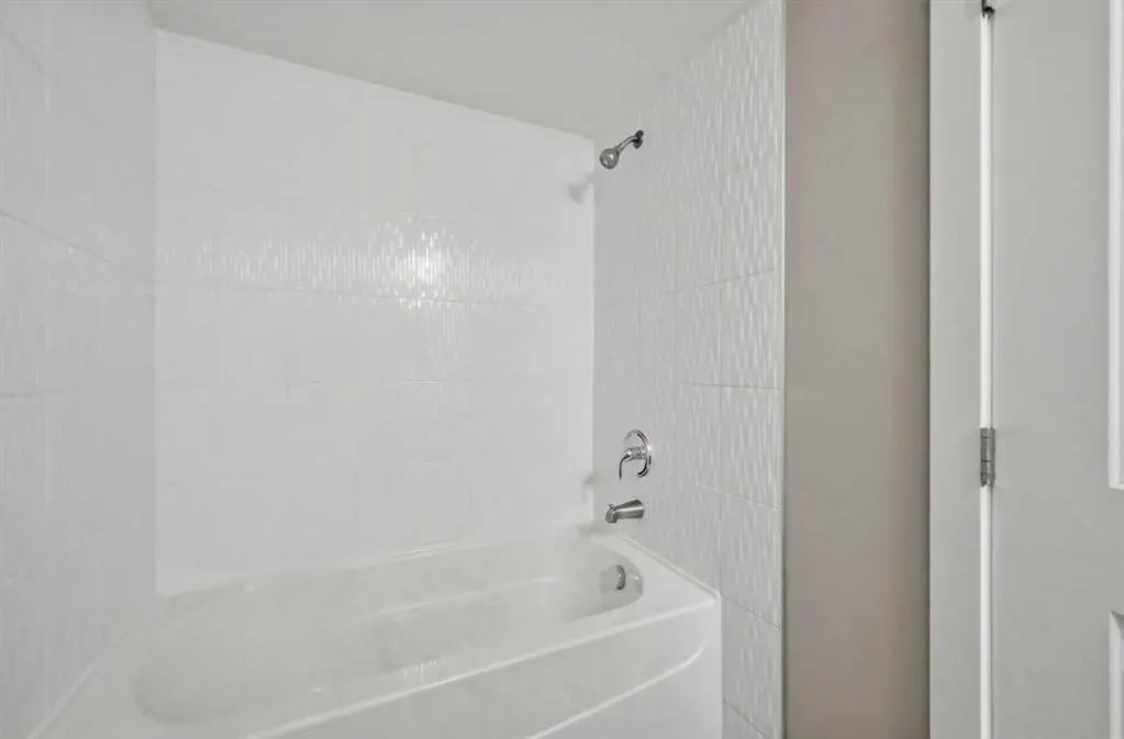 10 Kincora Glen Park NW #504