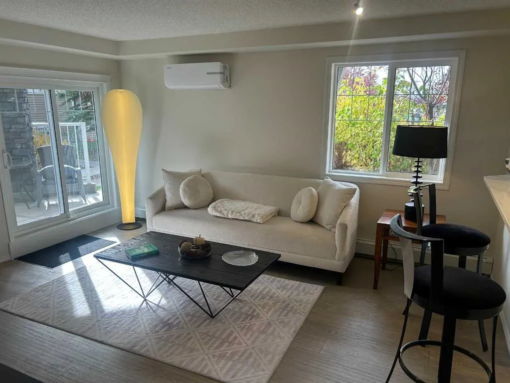 115 Prestwick Villas SE #1112