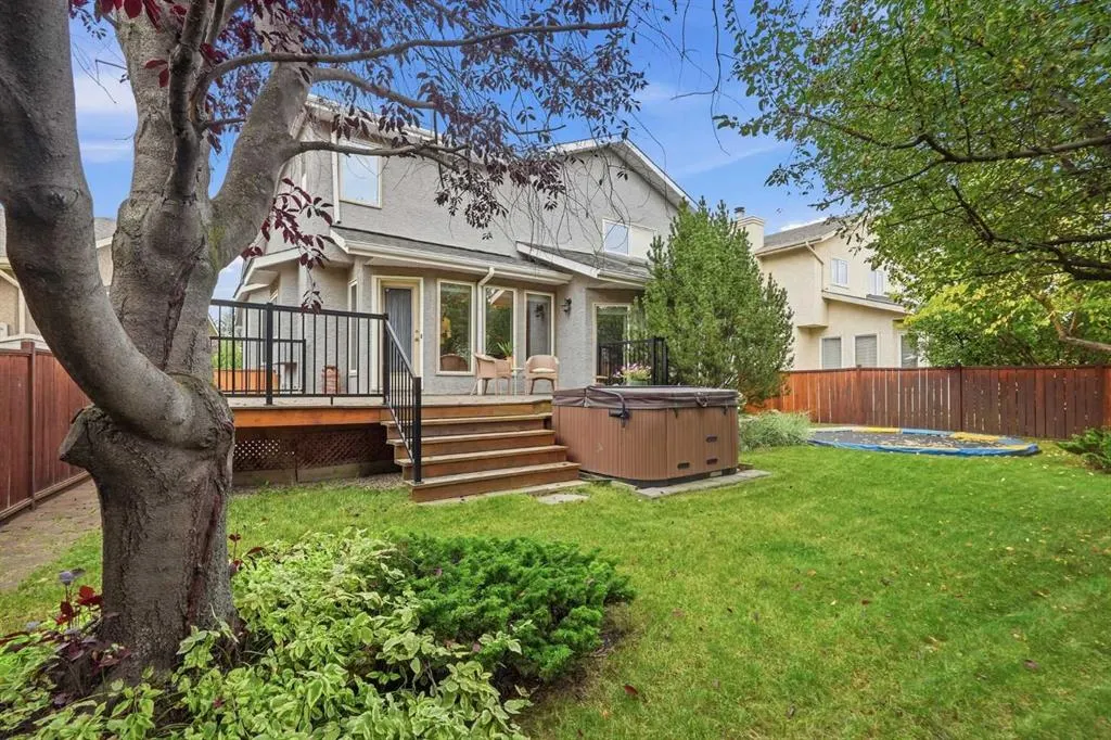 21 Mt Robson Close SE