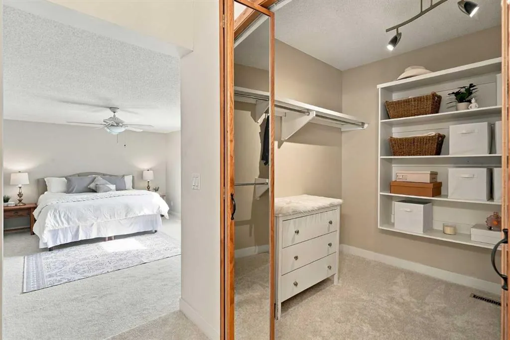 21 Mt Robson Close SE