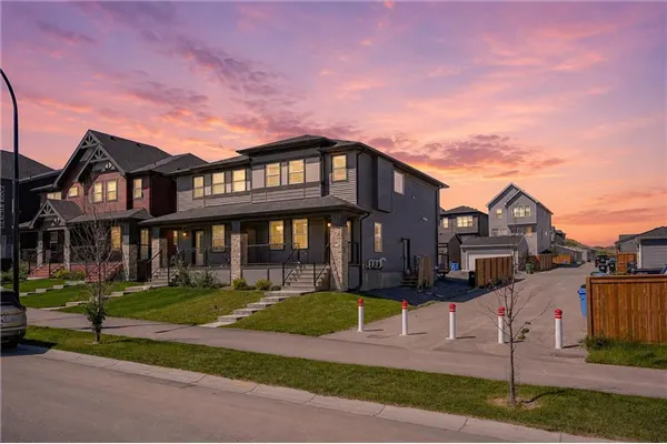 125 Edith Gate NW