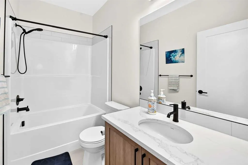 15 Coopersfield Link SW #2000