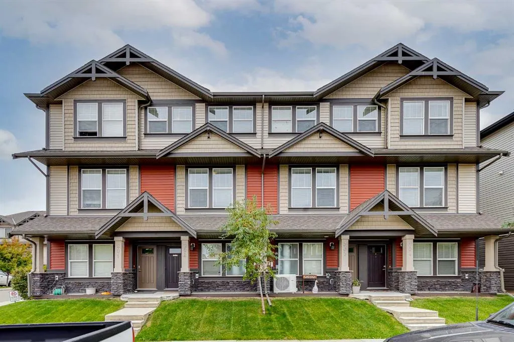 280 Williamstown Close NW #302