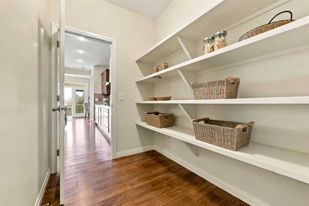 14 Ridge View Place