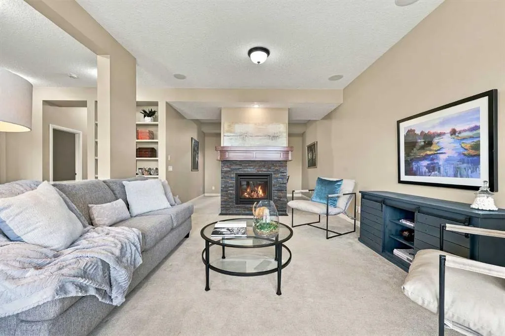 14 Ridge View Place