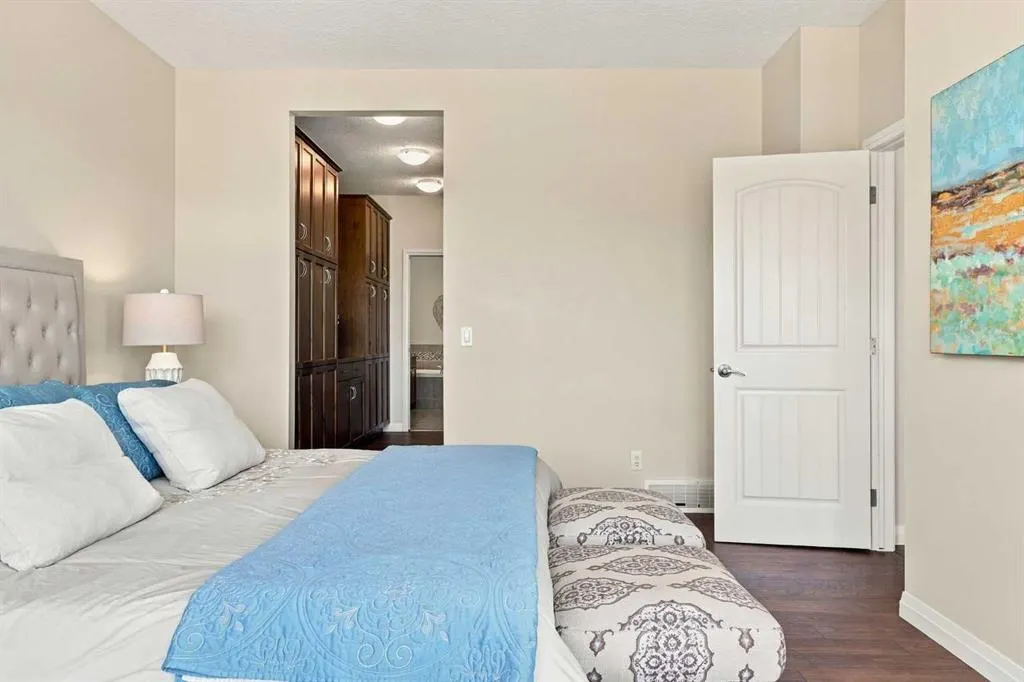 14 Ridge View Place
