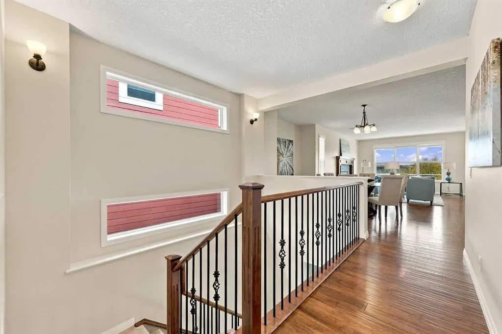 14 Ridge View Place
